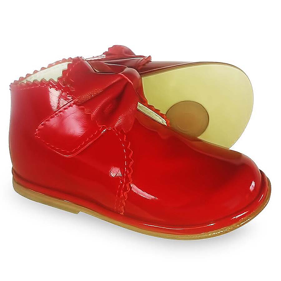 Borboleta Girls Red Patent Leather Shoes